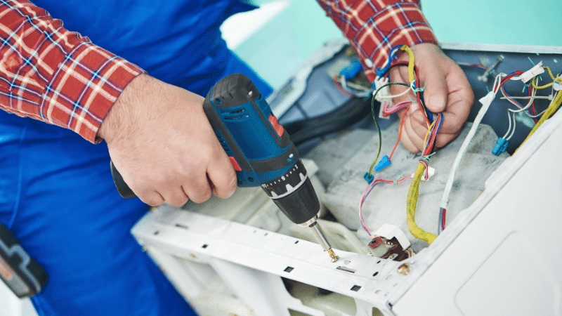 Kırkağaç Toshiba Toshiba çamaşır makinesi kart tamiri – Su almama arızası orijinal parça ile giderildi. - Teknik servis örneği